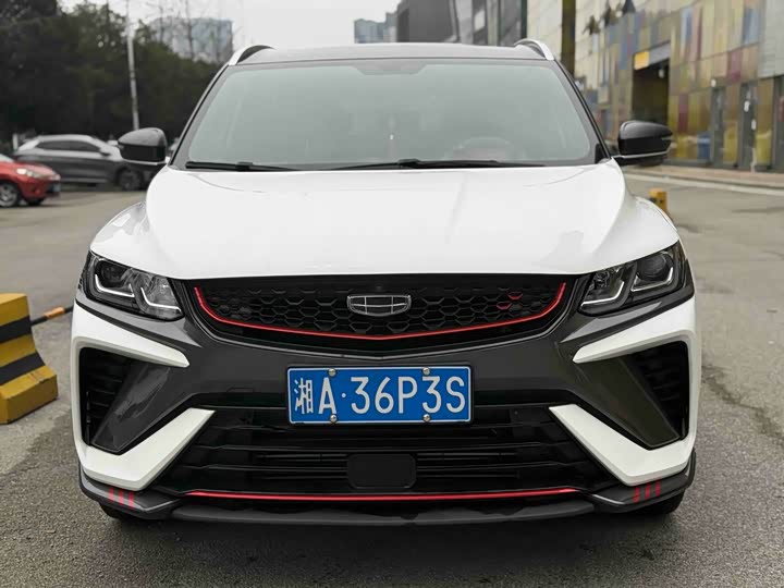 Фото 2 - Geely Coolray