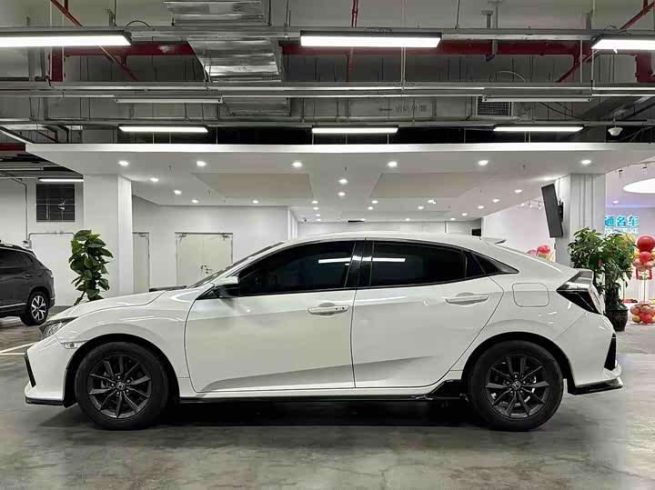 Фото 3 - Honda Civic