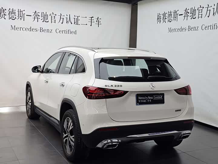 Photo 6 - Mercedes-Benz GLA-Class