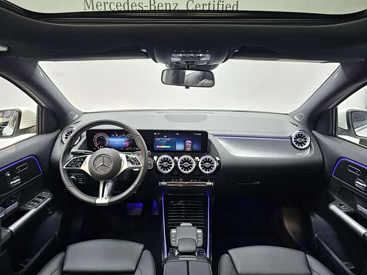 Photo 9 - Mercedes-Benz GLA-Class