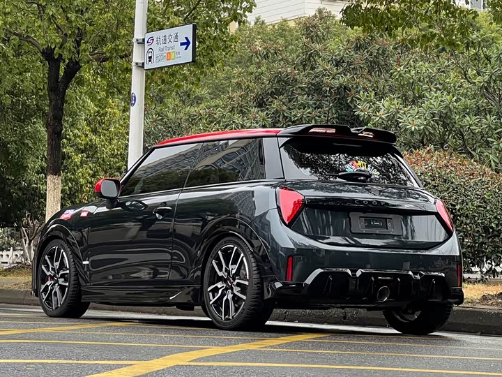 Фото 6 - Mini Cooper JCW