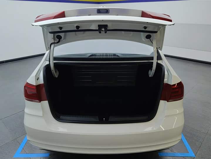 Фото 4 - Volkswagen Santana