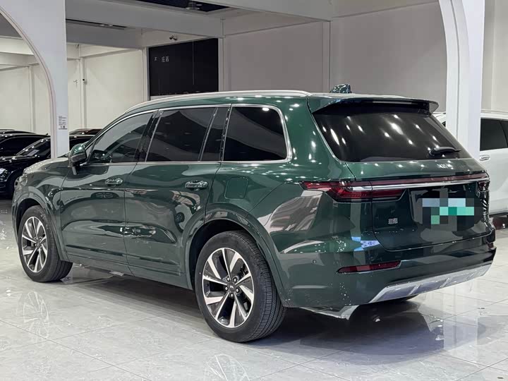 Фото 4 - LiXiang One