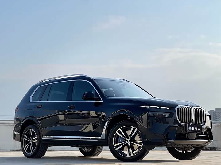 Фото 3 - BMW X7