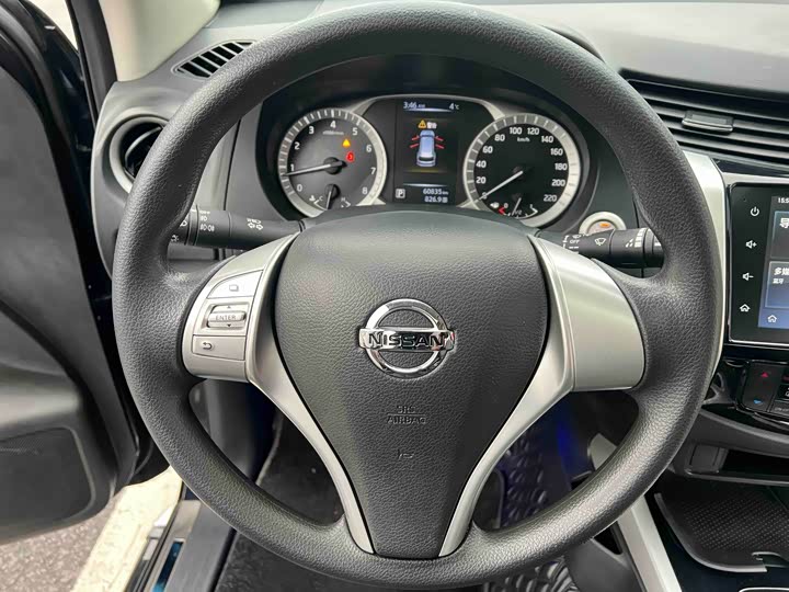 Фото 7 - Nissan Terra