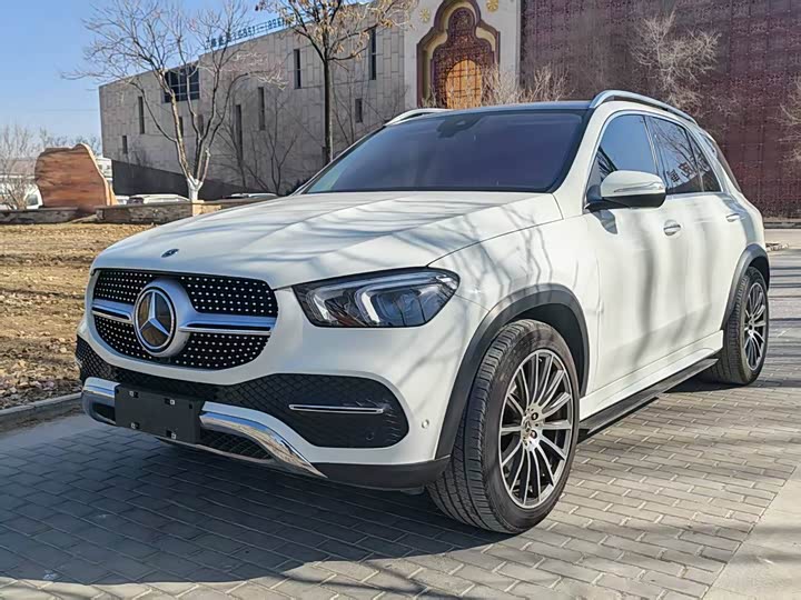 Фото 1 - Mercedes-Benz GLE-Class