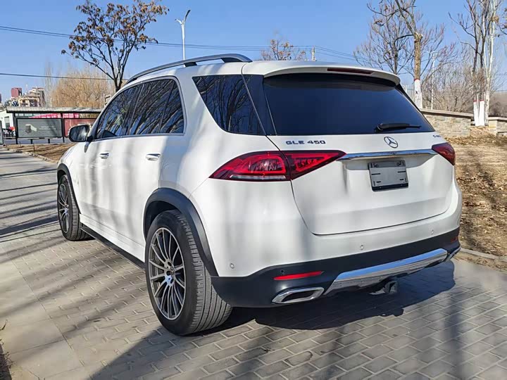 Фото 9 - Mercedes-Benz GLE-Class