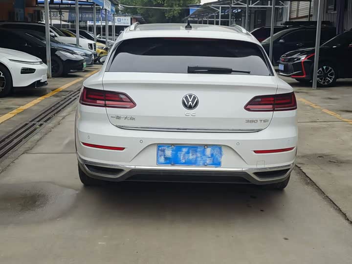 Фото 8 - Volkswagen CC