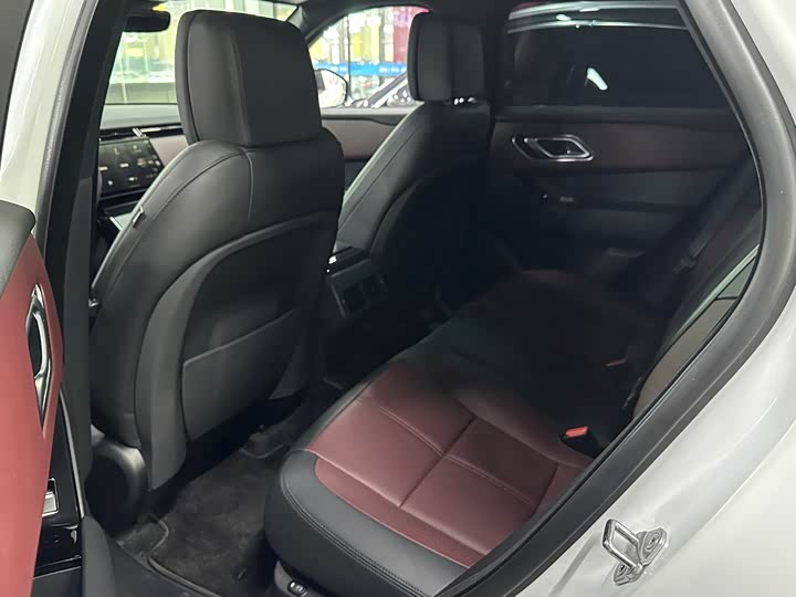 Photo 5 - Land Rover Range Rover Velar