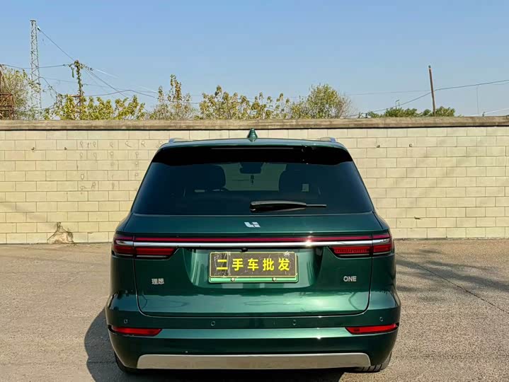 Фото 8 - LiXiang One