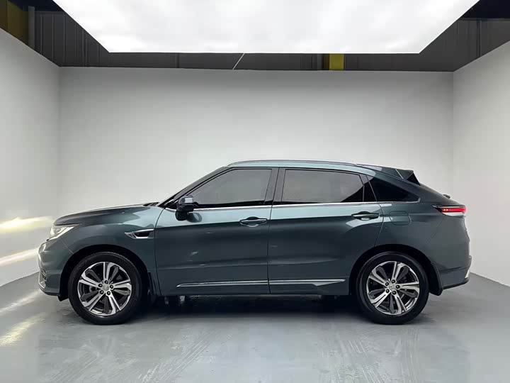 Фото 5 - Honda UR-V