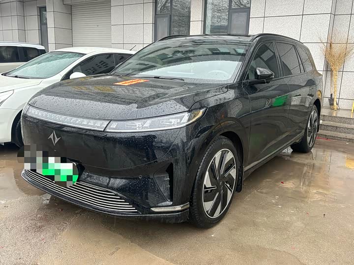 Photo 1 - Dongfeng Yipai eπ 008