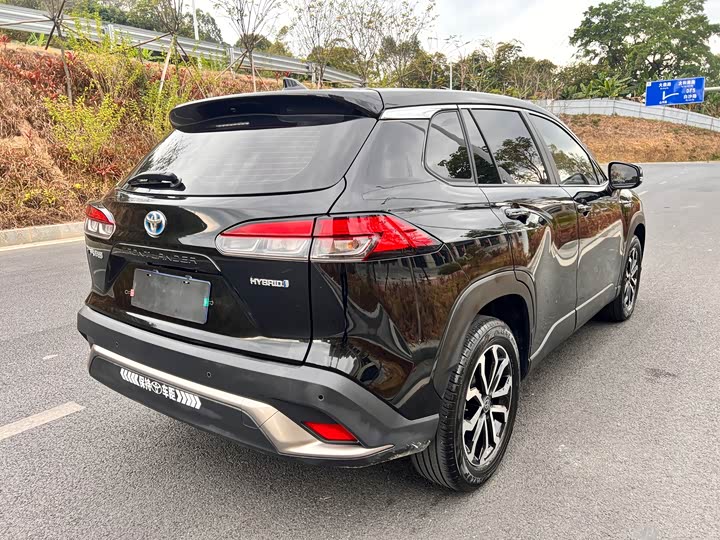 Фото 5 - Toyota Frontlander