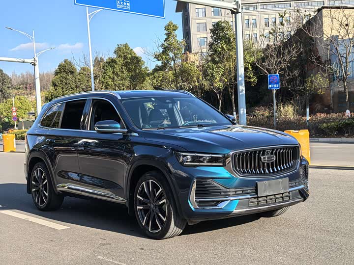 Фото 3 - Geely Monjaro