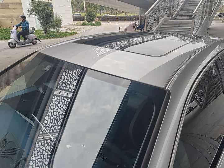 Фото 6 - Geely Preface