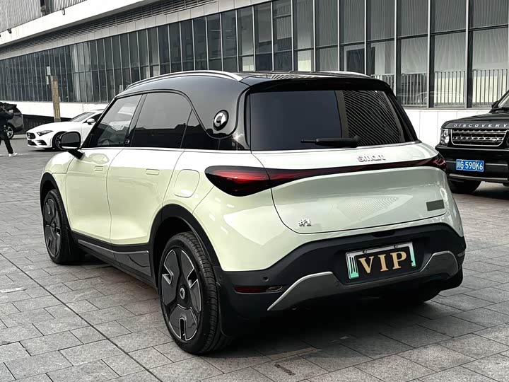 Фото 9 - Smart #1