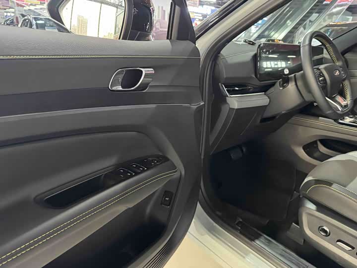 Фото 7 - Ford Equator Sport Hybrid