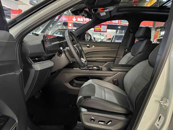 Фото 8 - Ford Equator Sport Hybrid