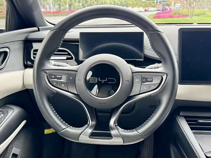 Фото 9 - BYD Seal 06 Hybrid/EV