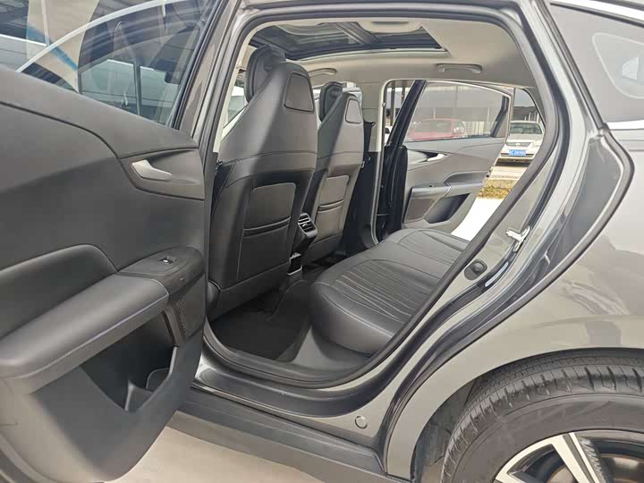 Фото 8 - Changan Eado Plus