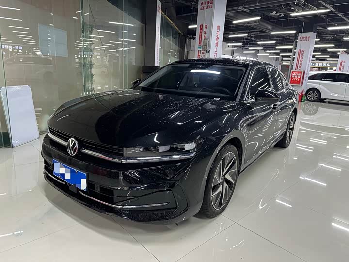 Фото 1 - Volkswagen Magotan