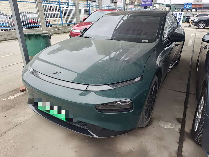 Фото 1 - XPeng P7