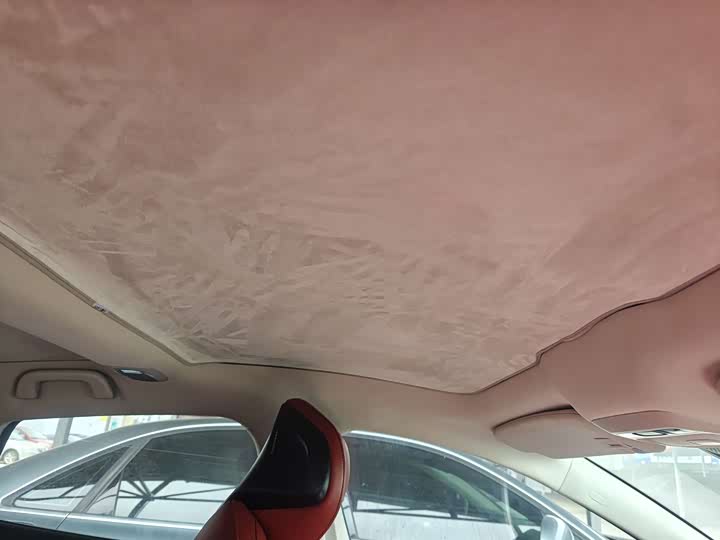 Фото 8 - XPeng P7