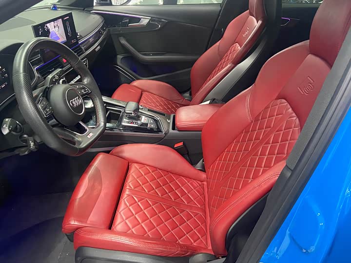 Фото 4 - Audi S4