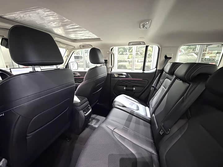 Фото 3 - Tank 300