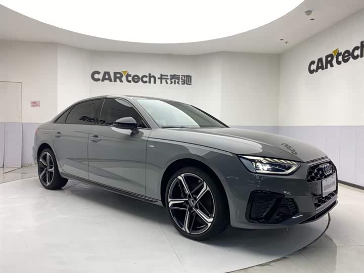 Фото 2 - Audi A4L