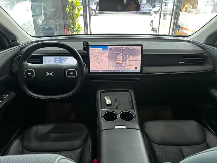 Фото 3 - XPeng G6