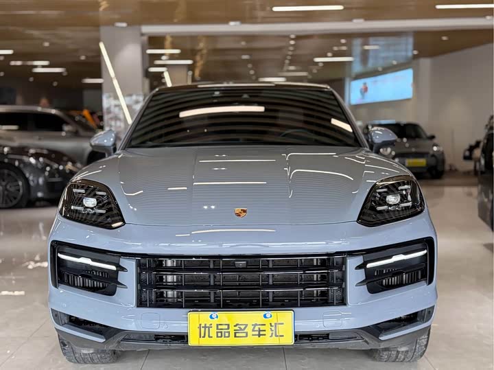 Фото 2 - Porsche Cayenne