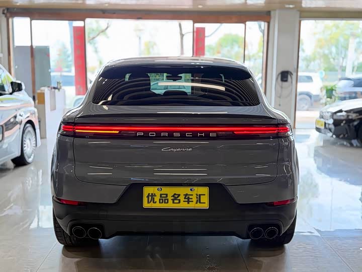 Фото 5 - Porsche Cayenne