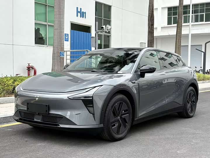 Photo 1 - Geely Jiyue 01