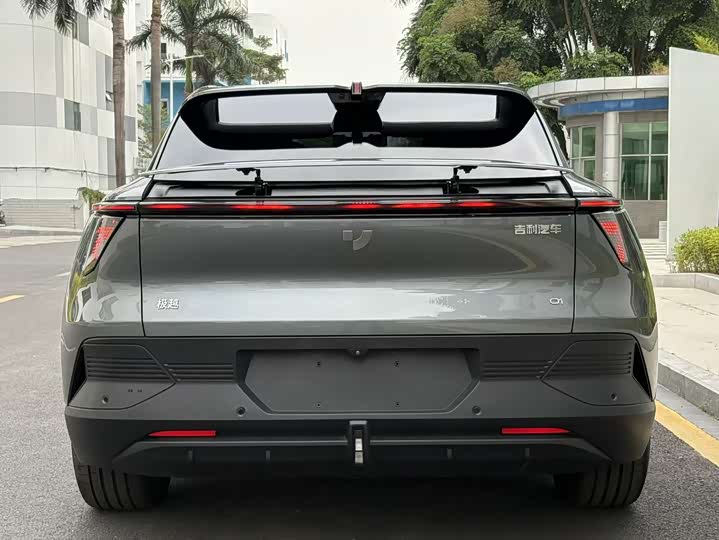 Photo 5 - Geely Jiyue 01