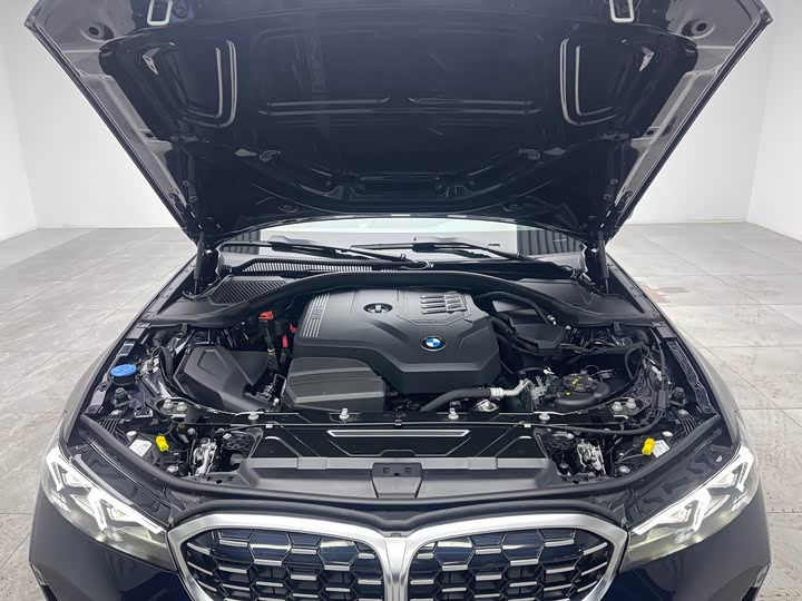 Фото 9 - BMW 3 Series