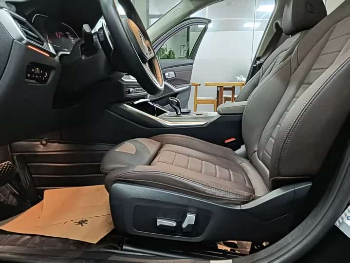 Фото 5 - BMW 3 Series