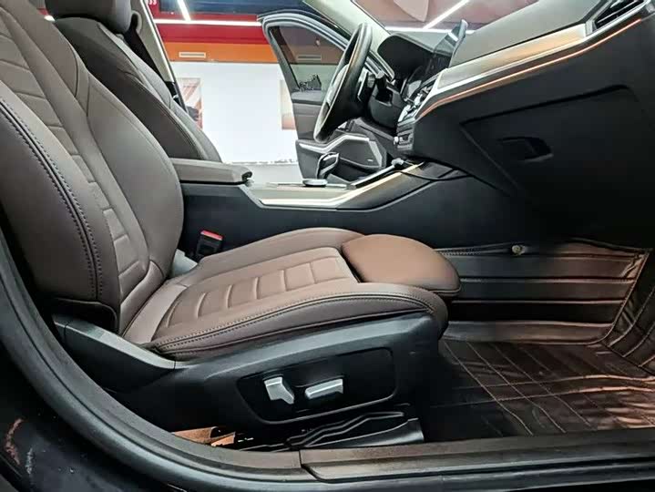 Фото 6 - BMW 3 Series