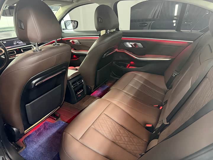 Фото 8 - BMW 3 Series