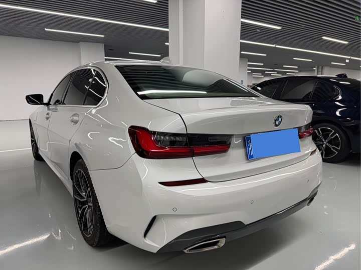 Фото 9 - BMW 3 Series