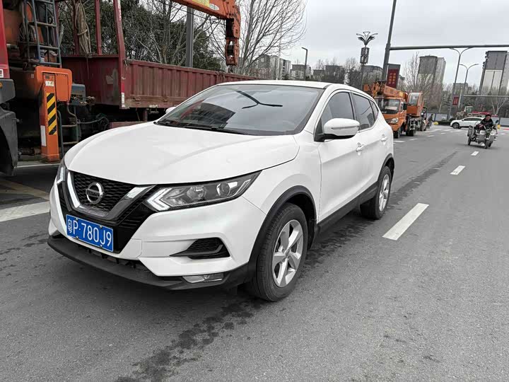 Фото 2 - Nissan Qashqai