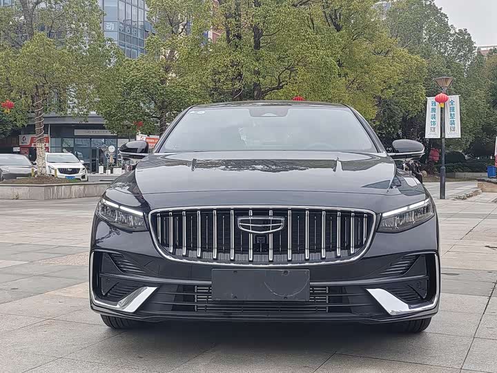 Фото 2 - Geely Preface