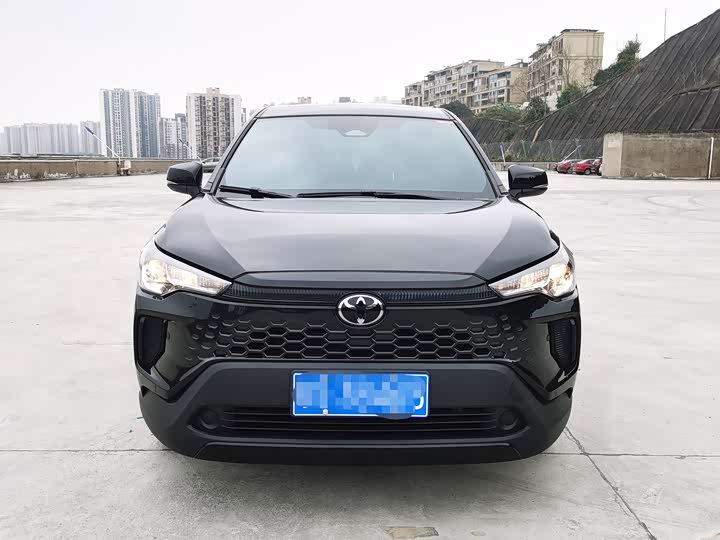 Фото 2 - Toyota Corolla Cross