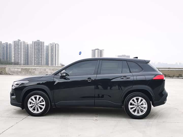 Фото 4 - Toyota Corolla Cross