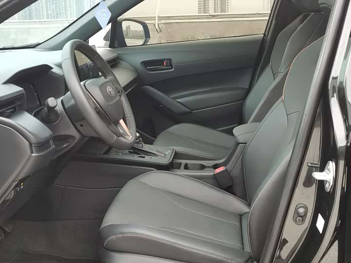 Фото 7 - Toyota Corolla Cross