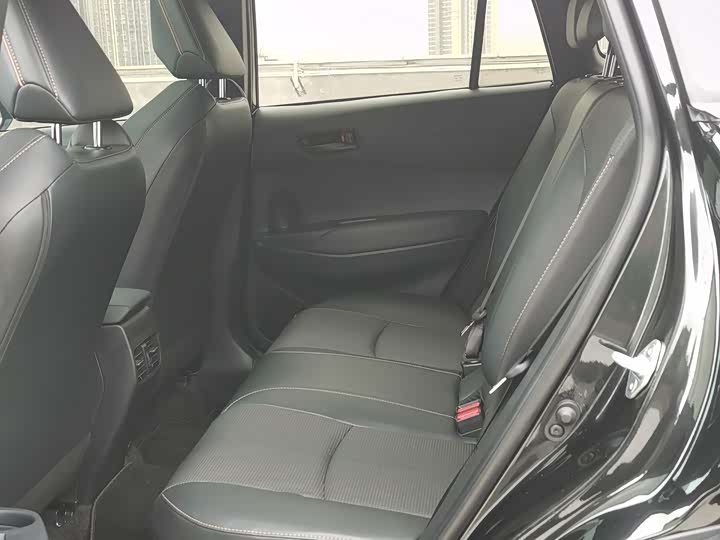 Фото 8 - Toyota Corolla Cross