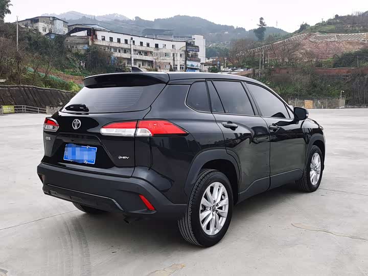 Фото 9 - Toyota Corolla Cross