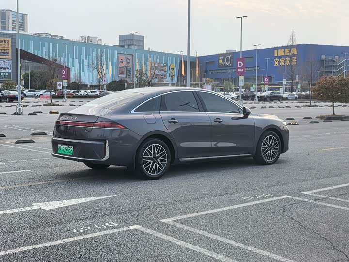 Фото 4 - Roewe M7 DMH