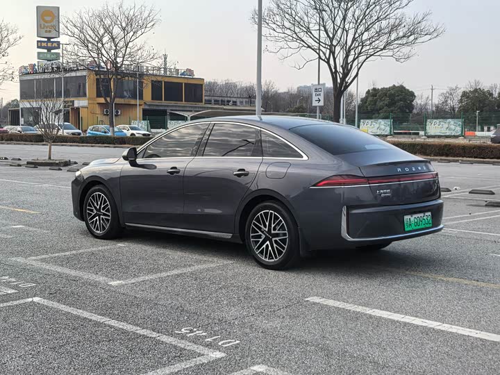 Фото 5 - Roewe M7 DMH