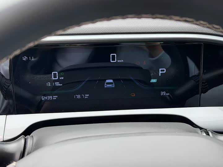 Фото 9 - Geely Galaxy Geome